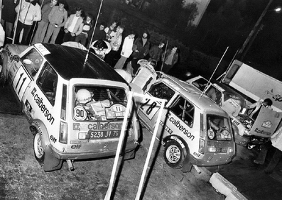 Asistencia en el 47º Rallye Automobile de Monte-Carlo de 1979
En los 11# Renault 5 Alpine (5238 JV 76) de Jean Ragnotti - Jean-Marc Andrie, clasificado 11º.

16# (2528 JR 76) Guy Fréquelin - Jacques Delaval, clasificado 8º.

28# (6344 HC 92) Bruno Saby - Michel Guegan, clasificado 94º.

Del 20 al 26 de Enero, Monte-Carlo.
Superficie: asfalto - nieve - hielo.

El Rally tenia un total de 2554.00 km de los que 619.00 km divididos en 30 tramos eran especiales (1 de ellos fue cancelado SS13 St Barthelemy de 19 Km).

Se inscribieron 255 equipos, tomaron la salida 233, finalizaron 84.@
Palabras clave: ;Renault;Alpine;Montecarlo;1979;Asistencias