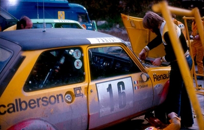Asistencia en el 47º Rallye Automobile de Monte-Carlo de 1979
En el Renault 5 Alpine (2528 JR 76) de Guy Fréquelin - Jacques Delaval, clasificado 8º.

Del 20 al 26 de Enero, Monte-Carlo.
Superficie: asfalto - nieve - hielo.

El Rally tenia un total de 2554.00 km de los que 619.00 km divididos en 30 tramos eran especiales (1 de ellos fue cancelado SS13 St Barthelemy de 19 Km).

Se inscribieron 255 equipos, tomaron la salida 233, finalizaron 84.@
Palabras clave: ;Renault;Alpine;Montecarlo;1979;Asistencias