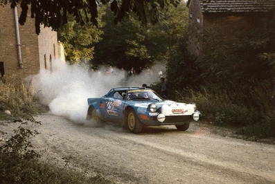 Domenico Grosoli (Nico) - Giorgio Barban
21º Rally de Sanremo 1979. Lancia Stratos HF (PD 459268). Clasificado 9º.

Del 1 al 7 de Octubre, Sanremo, Imperia, Liguria, Italia.
Superficie: asfalto - tierra.

El Rally tenia un total de 2941.00 km de los que 962.00 km divididos en 74 tramos eran especiales.

Se inscribieron 72 equipos, tomaron la salida 67, finalizaron 26.@
Palabras clave: Lancia;Stratos;Sanremo;1979