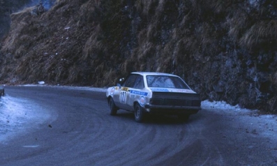 Patrick Jurain - B. Demange
47º Rallye Automobile de Monte-Carlo 1979. Ford Escort RS 2000 MKII (6869 RK 25). Clasificado 37º.

Del 20 al 26 de Enero, Monte-Carlo.
Superficie: asfalto - nieve.

El Rally tenia un total de 4840 km de los que 619 km divididos en 30 tramos, eran especiales (1 de ellos fue cancelado SS13 St Barthelemy de 19 Km).

Se inscribieron 255 equipos, tomaron la salida 233, finalizaron 84.@
Palabras clave: Ford;Escort;Montecarlo;1979
