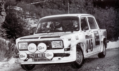 François Rousseau - Robert Wrege
47º Rallye Automobile de Monte-Carlo 1979. Simca Rallye 3 (9421 MB 78). Clasificado 39º.

Del 20 al 26 de Enero, Monte-Carlo.
Superficie: asfalto - nieve.

El Rally tenia un total de 4840 km de los que 619 km divididos en 30 tramos, eran especiales (1 de ellos fue cancelado SS13 St Barthelemy de 19 Km).

Se inscribieron 255 equipos, tomaron la salida 233, finalizaron 84.@
Palabras clave: Simca;Rallye;Montecarlo;1979
