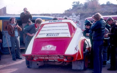 Fulvio Bacchelli - Bruno Scabini
47º Rallye Automobile de Monte-Carlo 1979. Lancia Stratos HF (TO N98792). Clasificado 88º.

Del 20 al 26 de Enero, Monte-Carlo.
Superficie: asfalto - nieve - hielo.

El Rally tenia un total de 2554.00 km de los que 619.00 km divididos en 30 tramos eran especiales (1 de ellos fue cancelado SS13 St Barthelemy de 19 Km).

Se inscribieron 255 equipos, tomaron la salida 233, finalizaron 84.@
Palabras clave: ;Lancia;Stratos;Montecarlo;1979