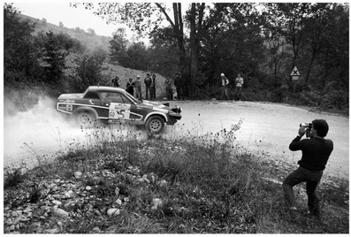 Simo Lampinen - Fred Gallagher
21º Rallye Sanremo 1979. Triumph TR 7 V8 (TUD 683T). Abandonó por la suspensión del coche en SS45 Vall di Teva 2.

Del 1 al 7 de Octubre, Sanremo, Imperia, Liguria, Italia.
Superficie: asfalto - tierra.

El Rally tenia un total de 2941.00 km de los que 962.00 km divididos en 74 tramos eran especiales.

Se inscribieron 72 equipos, tomaron la salida 67, finalizaron 26.@
Palabras clave: Triumph;Sanremo;1979