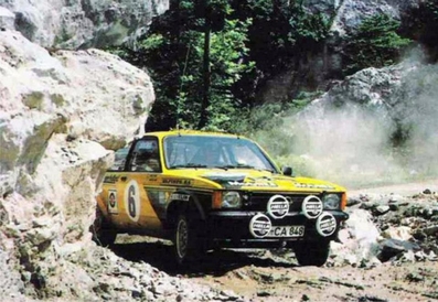 Anders Kulläng - Bob de Jong
26º Acropolis Rally 1979. Opel Kadett GT/E (GG-CA 848). Abandonó por biela rota en SS40 Theoktiston de 19.50 km

Del 28 al 31 de Mayo, Atenas, Grecia.
Superficie: tierra.

El Rally tenia un total de 2974 km de los que 1006.50 km divididos en 58 tramos eran especiales (4 de ellas fueron canceladas SS14 Aliakmon Lake de 15,20 Km, SS19 Sikaminea de 14 Km, SS20 Goni Haiprins de 20,40 Km y SS21 Goni de 13,60 Km).

Tomaron la salida 153 equipos, finalizaron 20.@
Palabras clave: ;Opel;Kadett;GT/E;Grecia;Acropolis;1979