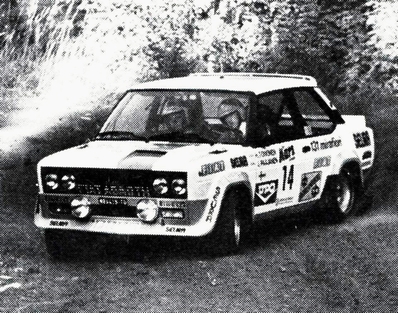 Henri Toivonen - Juha Paajanen
29º Jyväskylän Suurajot - Rally de los 1000 Lagos 1979. Fiat 131 Abarth (TO N94415). Abandonó por accidente en SS15 Sydanmaa de 6.80 Km.

Del 24 al 28 de Agosto, Jyväskylä, Finlandia.
Superficie: tierra.
El Rally tenia un total de 1448.50 km de los que 423.50 km divididos en 45 tramos eran especiales (2 de ellas fueron canceladas SS20 y SS29).
Se inscribieron 133, tomaron la salida 128, finalizaron 74.@
Palabras clave: Henri_Toivonen;Fiat;Abarth;Finlandia;1979