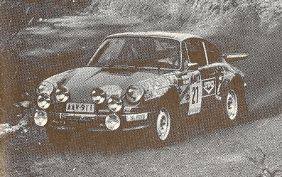 Leo Kinnunen - Erkki Salonen
29º Jyväskylän Suurajot - Rally de los 1000 Lagos 1979. Porsche 911 (AAV-911). Abandonó por accidente en el SS4 Ehikki de 9.10 Km.

Del 24 al 28 de Agosto, Jyväskylä, Finlandia.
Superficie: tierra.

El Rally tenia un total de 1448.50 km de los que 423.50 km divididos en 45 tramos eran especiales (2 de ellas fueron canceladas SS20 y SS29).

Se inscribieron 133, tomaron la salida 128, finalizaron 74.@
Palabras clave: ;Porsche;Finlandia;1979