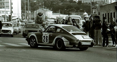 Thierry Lousteau - Bernard Figuiere 
23º Tour de Corse 1979. Porsche 911 (5540 HV 13). Abandonó, desconocemos el motivo y en que especial.

Del 2 al 4 de Noviembre, Ajaccio, Córcega, Francia.
Superficie: asfalto.

El Rally tenia un total de 2040.00 km de los que 1128.90 km divididos en 22 tramos eran especiales.

Se inscribieron 125 equipos, tomaron la salida 112, finalizaron 14.@

Palabras clave: Porsche;Corse;Corcega;1979