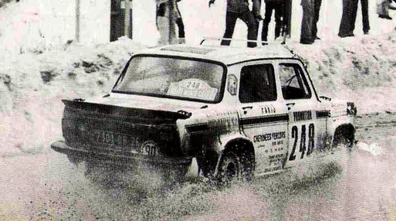 Bernard Brenier - Xavier du Castel
47º Rallye Automobile de Monte-Carlo 1979. Simca Rallye 3. Abandonó, desconocemos el motivo.

Del 20 al 26 de Enero, Monte-Carlo.
Superficie: asfalto - nieve.

El Rally tenia un total de 4840 km de los que 619 km divididos en 30 tramos, eran especiales (1 de ellos fue cancelado SS13 St Barthelemy de 19 Km).

Se inscribieron 255 equipos, tomaron la salida 233, finalizaron 84.@
Palabras clave: Simca;Rallye;Montecarlo;1979;nieve