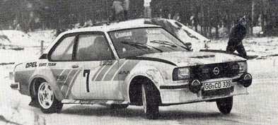 Anders Kulläng - Bruno Berglund
30º International Swedish Rally 1980. Opel Ascona 400 (GG-CD 339). Clasificado 1º.

Del 15 al 17 de Febrero, Stockholm, Karlstad, Suecia.
Superficie: nieve - hielo.

El Rally constaba de 413.50 km cronometrados divididos en 3 etapas y 29 tramos especiales.

Tomaron la salida 146 equipos, finalizaron 79.@
Palabras clave: Kullang;Opel;Ascona;Suecia;1980;Nieve