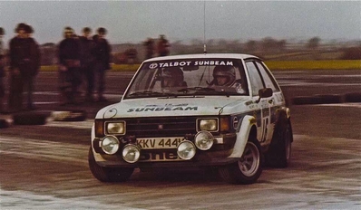 Henri Toivonen - Paul White
29º Lombard Rac Rally 1980. Talbot Lotus Sunbeam (KKV 444V). Clasificado 1º.

Henri tenía 24 años.
Esta victoria supuso entre otras cosas ser el piloto mas joven en ganar una prueba del Mundial de Rallyes, record que mantuvo en su poder durante 28 años, hasta que su compatriota Jari-Matti Latvala le superó al ganar el Rallye de Suecia 2008 con sus 22 años y 313 días.

Del 16 al 19 de Noviembre, Bath, Inglaterra.
Superficie: asfalto - tierra.

El Rally tenia un total de 2896 km de los que 708.09 km divididos en 70 tramos eran especiales, (3 de ellas fueron canceladas SS10 Kilburn de 3.06 Km, SS18 Guisborough de 7.24 Km y SS19 Ingleby de 4.02 Km).

Se inscribieron 150 equipos. tomaron la salida 142, finalizaron 48.@
Palabras clave: Henri_Toivonen;Paul_White;Talbot;Sunbeam;Lotus;Gran_Bretaña;1980;RAC_Rally