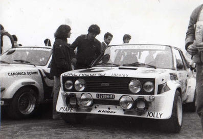 Antonio (Tonino) Tognana - Sergio Cresto
13º Rallye dell'Isola d'Elba 1980. Fiat 131 Abarth (MI 18209H). Clasificado 2º.

Del 17 al 19 de Abril, Portoferraio, Italia.
Superficie: asfalto - tierra.

Tomaron la salida 140 equipos, finalizaron 35.@
Palabras clave: Tonino_Tognana;Sergio_Cresto;Elba;Fiat;1980
