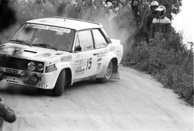 Antonio (Tonino) Tognana - Sergio Cresto
13º Rallye dell'Isola d'Elba 1980. Fiat 131 Abarth (MI 18209H). Clasificado 2º.

Del 17 al 19 de Abril, Portoferraio, Italia.
Superficie: asfalto - tierra.

Tomaron la salida 140 equipos, finalizaron 35.@
Palabras clave: Tonino_Tognana;Sergio_Cresto;Elba;Fiat;1980