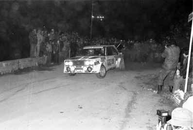 Antonio (Tonino) Tognana - Sergio Cresto
13º Rallye dell'Isola d'Elba 1980. Fiat 131 Abarth (MI 18209H). Clasificado 2º.

Del 17 al 19 de Abril, Portoferraio, Italia.
Superficie: asfalto - tierra.

Tomaron la salida 140 equipos, finalizaron 35.@
Palabras clave: Tonino_Tognana;Sergio_Cresto;Elba;Fiat;1980