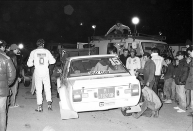 Antonio (Tonino) Tognana - Sergio Cresto
13º Rallye dell'Isola d'Elba 1980. Fiat 131 Abarth (MI 18209H). Clasificado 2º.

Del 17 al 19 de Abril, Portoferraio, Italia.
Superficie: asfalto - tierra.

Tomaron la salida 140 equipos, finalizaron 35.@
Palabras clave: Tonino_Tognana;Sergio_Cresto;Elba;Fiat;1980