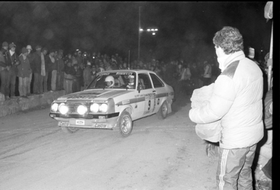 Angelo Presotto - Max Sghedoni
13º Rallye dell'Isola d'Elba 1980. Ford Escort RS 2000 MKII. Clasificado 3º.

Del 17 al 19 de Abril, Portoferraio, Italia.
Superficie: asfalto - tierra.

Tomaron la salida 140 equipos, finalizaron 35.@
Palabras clave: ;Elba;Ford;1980