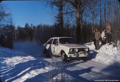 Hannu Mikkola - Arne Hertz
30º International Swedish Rally 1980. Ford Escort RS 1800 MKII (STW  129R). Clasificado 4º.

Del 15 al 17 de Febrero, Stockholm, Karlstad, Suecia.
Superficie: nieve - hielo.

El Rally constaba de 413.50 km cronometrados divididos en 3 etapas y 29 tramos especiales.

Tomaron la salida 146 equipos, finalizaron 79.@
Palabras clave: Ford;Escort;MKII;Suecia;1980;Nieve