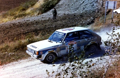 Guy Fréquelin - Jean Todt
22º Rally Sanremo 1980. Talbot Sunbeam Lotus (NVC 444W). Clasificado 4º.

Del 6 al 11 de Octubre, Sanremo, Imperia, Liguria, Italia.
Superficie: asfalto - tierra.

El Rally tenia un total de 2868 km de los que 821 km divididos en 51 tramos eran especiales, (2 de ellas fueron canceladas SS7 y SS8).

Se inscribieron 88 equipos, tomaron la salida 77, finalizaron 19.

(By Arfelli)
@
Palabras clave: ;Talbot;Lotus;Sunbeam;Sanremo;1980