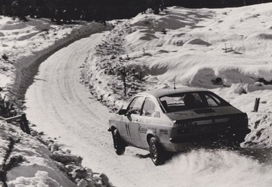 Bjorn (Nalle) Johansson - Ragnar Spjuth
30º International Swedish Rally 1980. Opel Kadett GT/E (JAU 708). Clasificado 4º.

Del 15 al 17 de Febrero, Stockholm, Karlstad, Suecia.
Superficie: nieve - hielo.

El Rally constaba de 413.50 km cronometrados divididos en 3 etapas y 29 tramos especiales.

Tomaron la salida 146 equipos, finalizaron 79.@
Palabras clave: Opel;Kadett;GT/E;Suecia;1980;Nieve