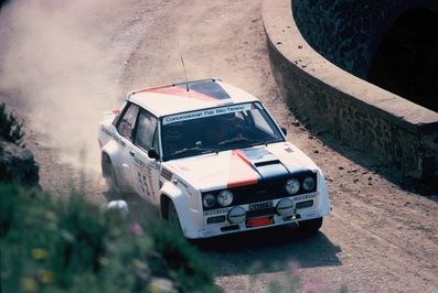 Claudio Giovacchini - Piero Taffari
13º Rallye dell'Isola d'Elba 1980. Fiat 131 Abarth. Clasificado 10º.

Del 17 al 19 de Abril, Portoferraio, Italia.
Superficie: asfalto - tierra.

Tomaron la salida 140 equipos, finalizaron 35.@
Palabras clave: Fiat;Elba;1980