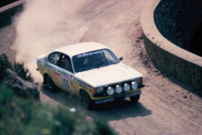 Mario Tarditi - Paola Casalegno
13º Rallye dell'Isola d'Elba 1980. Opel Kadett GT/E. Clasificado 11º.

Del 17 al 19 de Abril, Portoferraio, Italia.
Superficie: asfalto - tierra.

Tomaron la salida 140 equipos, finalizaron 35.@
Palabras clave: Ford;Elba;1980