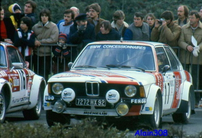 Timo Mäkinen - Atso Aho
48º Rallye Automobile de Monte-Carlo 1980. BMW 320i E21 (7272 HX 92). Clasificado 14º.

Del 19 al 25 de Enero, Monte-Carlo.
Superficie: asfalto - nieve.

El Rally tenia un total de 3063.30 km de los que 695.30 km divididos en 33 tramos eran especiales, (4 de ellas fueron canceladas SS17 Pont du Fosse - Romette de 21 Km, SS20 Col du Corobin de 15 Km, SS32 Pont des Miolans - St Auban 2 de 24 Km y SS33 Roquesteron - Boyon 3 de 18 Km).

Se inscribieron 255 equipos, tomaron la salida 237, finalizaron 88.@
Palabras clave: Timo_Makinen;BMW;Montecarlo;1980