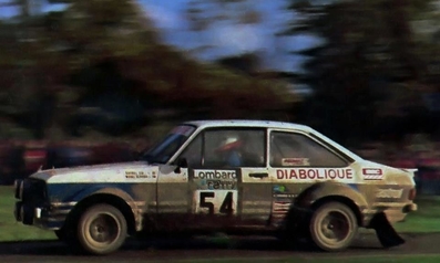 Rafael Cid - Miguel Oliveira
29º Lombard Rac Rally 1980. Ford Escort RS 1800 MKII (CLM 184T). Clasificado 19º.

Del 16 al 19 de Noviembre, Bath, Inglaterra.
Superficie: asfalto - tierra.

El Rally tenia un total de 2896 km de los que 708.09 km divididos en 70 tramos eran especiales, (3 de ellas fueron canceladas SS10 Kilburn de 3.06 Km, SS18 Guisborough de 7.24 Km y SS19 Ingleby de 4.02 Km).

Se inscribieron 150 equipos. tomaron la salida 142, finalizaron 48.@

Palabras clave: Ford;Escort;MKII;Gran_Bretaña;1980;RAC_Rally