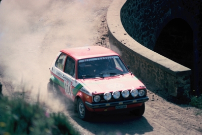 Galullo - Vannucci
13º Rallye dell'Isola d'Elba 1980. Volkswagen Golf GTI. Clasificado 23º.

Del 17 al 19 de Abril, Portoferraio, Italia.
Superficie: asfalto - tierra.

Tomaron la salida 140 equipos, finalizaron 35.@
Palabras clave: Volkswagen;Elba;1980