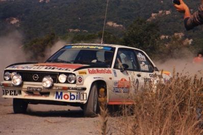 Antonio Fassina (Tony) - Roberto Dalpozzo (Rudy)
22º Rally de San Remo 1980. Opel Ascona 400 (NA E48787). Abandonó por los frenos en SS28 Patterson 1 de 19.90 Km.

Del 6 al 11 de Octubre, Sanremo, Imperia, Liguria, Italia.
Superficie: asfalto - tierra.

El Rally tenia un total de 2868 km de los que 821 km divididos en 51 tramos eran especiales, (2 de ellas fueron canceladas SS7 y SS8).

Se inscribieron 88 equipos, tomaron la salida 77, finalizaron 19.@
Palabras clave: ;Sanremo;Opel;Ascona;1980