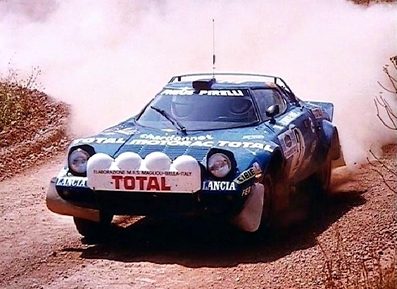 Bernard Darniche - Alain Mahé
27º Acropolis Rally 1980. Lancia Stratos HF (TO N14329). Abandonó por la dirección del coche en SS14 Aliakamon Lake de 15,20 Km.

Del 26 al 29 de Mayo, Atenas, Grecia.
Superficie: tierra.

El Rally tenia un total de 2743.86 km de los que 964 km divididos en 56 tramos eran especiales, (una de ellas fue cancelada SS55 Railway de 9,20 Km).

Se inscribieron 154 equipos, tomaron la salida 148, finalizaron 37.@
Palabras clave: ;Grecia;Acropolis;Lancia;Stratos;1980
