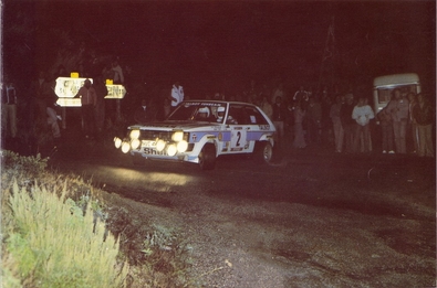 Guy Frequelin - Jean Todt
24º Tour de Corse - Rallye de France 1980. Talbot Sunbeam Lotus (NVC 444W). Abandonó por accidente en SS14 St Roch - Suariccio de 78.40 km.

Fréquelin estaba en lucha para ganar el Campeonato ese año, éste alcanzo a Darniche en pleno tramo cronometrado, quiso adelantarlo, y Darniche no se dejó... los 2 acabaron fuera de la carretera.

Existieron mas que palabras después de este percance entre Fréquelin y Darniche.

Del 24 al 25 de Octubre, Ajaccio, Córcega, Francia.
Superficie: asfalto.
El Rally tenia un total de 1603 km de los que 1128 km divididos en 18 tramos eran especiales.

Kilòmetros de algunos tramos:
SS2 Acqua d'Oria - Bicchisano de 69.10 km
SS5 Liamone - Suaricchio de 83.70 km
SS6 Santa Maria - Abbazia de 114.20 km
SS8 Aullene de 81.80 km
SS9 Muracciole - Pont St Laurent de 84.20 km
SS11 Barchetta - Ponte Nuovo de 80.10 km
SS12 Moltifao - Montegrosso de 78.80 km
SS13 Calvi - Marignana de 95.30 km
SS14 St Roch - Suariccio de 78.40 km
SS17 Quenza - Santa Giulia de 86.50 km
SS18 Calvese - Agosta de 58.80 km

Se inscribieron 133, tomaron la salida 122, finalizaron 16.@
Palabras clave: ;Corse;Corcega;Talbot;Sunbeam;Lotus;1980