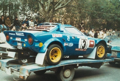 Bernard Darniche - Alain Mahé
14º Rally de Portugal Vinho do Porto 1980. Lancia Stratos HF (TO N14329). Abandonó por la junta de culata en SS12 Candosa 2 de 6,50 Km.
Team Chardonnet

Del 4 al 9 de Marzo, Estoril, Portugal.
Superficie: asfalto - tierra.

El Rally tenia un total de 2641.4 km de los que 673.50 km divididos en 47 tramos eran especiales.

Tomaron la salida 101 equipos, finalizaron 16.@
Palabras clave: Lancia;Stratos;Portugal;1980