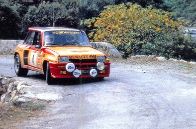 Jean Ragnotti - Jean-Marc Andrié
24º Tour de Corse - Rallye de France 1980. Renault 5 Turbo (126 TZ 91). Abandonó por el alternador en SS14 St Roch - Suariccio de 78.40 Km.

Del 24 al 25 de Octubre, Ajaccio, Córcega, Francia.
Superficie: asfalto.asphalt 1128.10 km

El Rally tenia un total de 1603 km de los que 1128.10 km divididos en 18 tramos eran especiales.

Kilómetros de algunos de los tramos:
SS2 Acqua d'Oria - Bicchisano de 69.10 km
SS5 Liamone - Suaricchio de 83.70 km
SS6 Santa Maria - Abbazia de 114.20 km
SS8 Aullene de 81.80 km
SS9 Muracciole - Pont St Laurent de 84.20 km
SS11 Barchetta - Ponte Nuovo de 80.10 km
SS12 Moltifao - Montegrosso de 78.80 km
SS13 Calvi - Marignana de 95.30 km
SS14 St Roch - Suariccio de 78.40 km
SS17 Quenza - Santa Giulia de 86.50 km
SS18 Calvese - Agosta de 58.80 km

Se inscribieron 133, tomaron la salida 122, finalizaron 16.
@
Palabras clave: ;Corse;Corcega;Renault;Turbo;1980