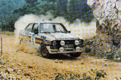 Hannu Mikkola - Arne Hertz
27º Acropolis Rally 1980. Ford Escort RS 1800 MKII (EUC 958V).
Abandonó por problemas eléctricos en SS13 Gilofon de 23.80 Km.

Del 26 al 29 de Mayo, Atenas, Grecia.
Superficie: tierra.

El Rally tenia un total de 2743.86 km de los que 956.16 km divididos en 56 tramos, eran especiales, (una de ellas fue cancelada SS55 Railway de 9,20 Km).

Se inscribieron 154 equipos, tomaron la salida 148, finalizaron 37.@
Palabras clave: ;Ford;Escort;MKII;Acropolis;Grecia;1980;MKII
