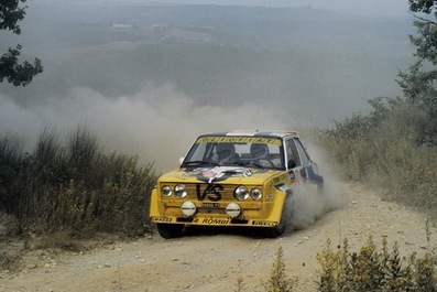 Markku Alén - Ilkka Kivimaki
22º Rallye San Remo 1980. Fiat 131 Abarth (PD 514333). Abandonó por motor en SS18 Martini Egal 2 de 11.70 Km.

Del 6 al 11 de Octubre, Sanremo, Imperia, Liguria, Italia.
Superficie: asfalto - tierra.
El Rally tenia un total de 2868.00 km de los que 821.00 km divididos en 51 tramos eran especiales, (2 de ellas fueron canceladas SS7 y SS8).
Se inscribieron 88 equipos, tomaron la salida 77, finalizaron 19.@
Palabras clave: Markku_Alen;Fiat;Abarth;Sanremo;1980