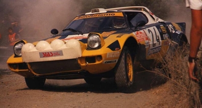 Fabrizio Tabaton - Emilio Radaelli
22º Rallye Sanremo 1980. Lancia Stratos HF (GE 739328).
Abandonó por motor en SS11 Novolan de 11.90 Km.

Del 6 al 11 de Octubre, Sanremo, Imperia, Liguria, Italia.
Superficie: asfalto - tierra.

El Rally tenia un total de 2868 km de los que 821 km divididos en 51 tramos eran especiales, (2 de ellas fueron canceladas SS7 y SS8).

Se inscribieron 88 equipos, tomaron la salida 77, finalizaron 19.@
Palabras clave: ;Emilio_Radaelli;Lancia;Stratos;Sanremo;1980