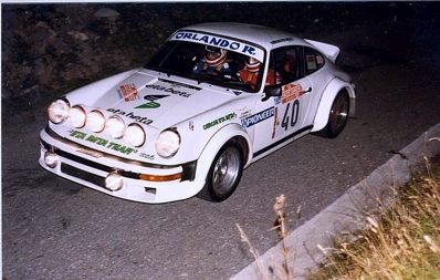 Danesi - Puzzolo
22º Rally San Remo 1980. Porsche 911 Carrera. Desconocemos clasificación final.

Del 6 al 11 de Octubre, Sanremo, Imperia, Liguria, Italia.
Superficie: asfalto - tierra.

El Rally tenia un total de 2868 km de los que 821 km divididos en 51 tramos eran especiales, (2 de ellas fueron canceladas SS7 y SS8).

Se inscribieron 88 equipos, tomaron la salida 77, finalizaron 19.@
Palabras clave: Porsche;Sanremo;1980