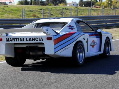 Lancia Beta Monte-Carlo Turbo
El Montecarlo es un motor turbo de Gr. 5 y fue utilizado por Lancia para ganar la FIA Campeonato del Mundo de 1980 de Marcas y en 1981 el Campeonato del Mundo de Resistencia de Marcas.

Hans Heyer también ganó el Deutsche Rennsport Meisterschaft en 1980 al volante de un Montecarlo.
Palabras clave: Lancia;Beta;Montecarlo;1980