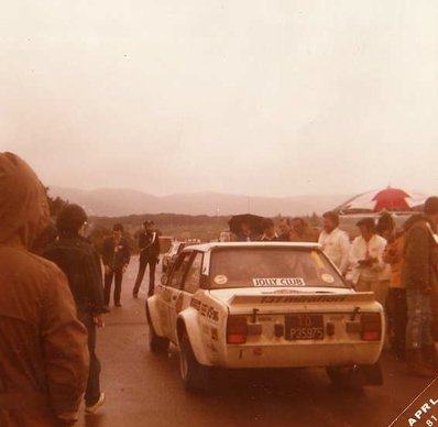 Adartico Vudafieri - Arnaldo Bernacchini
14º Rallye dell'Isola d'Elba 1981. Fiat 131 Abarth (TO P35975) -Jolly Club-. Clasificado 1º.

Del 22 al 24 de Abril, Campo di Marina, Toscana, Livorno, Italia.
Superficie: asfalto - tierra.

Tomaron la salida 112 equipos, finalizaron 33.@
Palabras clave: Adartico_Vudafieri;Arnaldo_Bernacchini;Elba;Fiat;1981