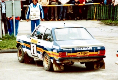 Ari Vatanen - David Richards
31º 1000 Lakes Rally 1981. Ford Escort RS 1800 MKII (DKP 191T). Clasificado 1º.

Del 28 al 30 de Agosto, Jyväskylä, Finlandia.
Superficie: tierra - tierra.

El Rally tenia un total de 1418.89 km de los que 453.09 km divididos en 48 tramos eran especiales, (2 de ellas fueron canceladas SS11 y SS37 Ristijarvi de 13.20 Km).

Se inscribieron 152 equipos, tomaron la salida 146, finalizaron 66.@
Palabras clave: ;Ford;RS;Escort;MKII;Finlandia;1981