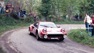 Jean-Claude Andruet - Denise Emmanuelli
11º Rally 4 Regioni 1981. Ferrari 308 GTB (1762 JY 92) . Clasificado 1º.

Del 14 al 16 de Mayo, Salice Terme, Pàvia, Italia.
Superficie: asfalto.

Tomaron la salida 92 equipos, finalizaron 47.

© Stefano Pasqualini
@
Palabras clave: Jean-Claude_Andruet;Ferrari;GTB;Regioni;1981