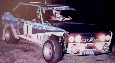 Markku Alén - Ilkka Kivimäki
15º Rallye de Portugal - Vinho do Porto 1981. Fiat 131 Abarth (TO V39606). Clasificado 1º.

Del 4 al 7 de Marzo, Estoril, Cascais, Lisboa, Portugal.
Superficie: asfalto - tierra.

El Rally tenia un total de 2571.00 km de los que 678.00 km divididos en 46 tramos eran especiales.

Se inscribieron 110 equipos, tomaron la salida 95, finalizaron 24.@
Palabras clave: Markku_Alen;Portugal;Fiat;Abarth;1981