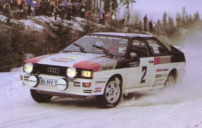 Hannu Mikkola - Arne Hertz
31º International Suecia Rally 1981. Audi Quattro. Clasificado 1º.
Dominaron el Rally desde el principio hasta el final. Hicieron elmejor tiempo scrath en las 25 especiales de que constaba el Rally.
El Rally tenia un total de 1368 km de los que 369 km divididos en 25 tramos, eran especiales.
Tomaron la salida 116 participantes, finalizaron 73.@
Palabras clave: Hannu_Olavi_Mikkola;Arne_Hertz;Audi;Quattro;nieve;Suecia;1981