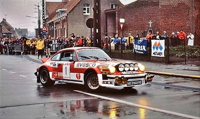 Bernard Béguin - Jean-Jacques Lenne
17º Ypres 24 Hours Rally 1981. Porsche 911 SC (3587 UV 38). Clasificado 2º.

Del 26 al 28 de Junio, Ypres, Bélgica.
Superficie: asfalto.

El Rally tenia un total de 586.00 km cronometrados divididos en 53 tramos especiales.

Tomaron la salida 167 equipos, finalizaron 71.@
Palabras clave: ;Porsche;Ypres;1981