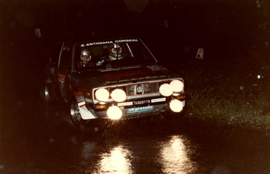 Massimo Fasana - Laura Guasco
2º Rally della Lanterna 1981. Volkswagen Golf GTi. Clasificado 2º.
Del 2 de Octubre al 4 de Octubre (Genova)
Superficie: asfalto.
COPYRIGHT eWRC.@
Palabras clave: Volkswagen;Golf;GTi;Lanterna;Genova;1981
