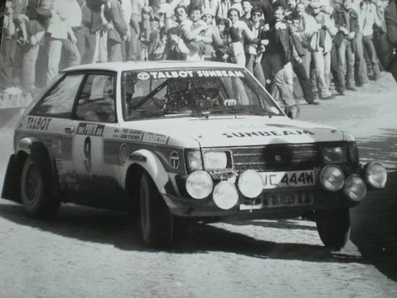 Henri Toivonen - Fred Gallagher
15º Rallye de Portugal Vinho do Porto 1981. Talbot Sunbeam Lotus (NVC 444W). Clasificado 2º.

Del 4 al 7 de Marzo, Estoril, Cascais, Lisboa, Portugal.
Superficie: asfalto - tierra.

El Rally tenia un total de 2571.00 km de los que 678.00 km divididos en 46 tramos eran especiales.

Se inscribieron 110 equipos, tomaron la salida 95, finalizaron 24.@
Palabras clave: Henri_Toivonen;Talbot;Sunbeam;Lotus;Portugal;1981