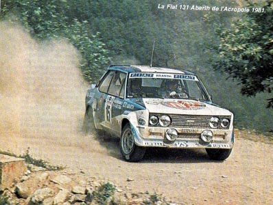 Attilio Bettega - Maurizio Perissinot
28º Acropolis 1981. Fiat 131 Abarth (TO-92452R). Clasificado 3º.

Del 1 al 4 de Junio, Atenas - Piraeus, Grecia.
Superficie: tierra.

El Rally tenía un total de 2,504.60 km de los que 995.59 km divididos en 57 tramos eran especiales, (2 de ellos fueron cancelados, SS4 Neos Prodromos de 33.02 km y SS35 Mandra de 7.91 km).

Se inscribieron 133 equipos, tomaron la salida 133, finalizaron 22.@
Palabras clave: ;Fiat;Abarth;Acropolis;Grecia;1981