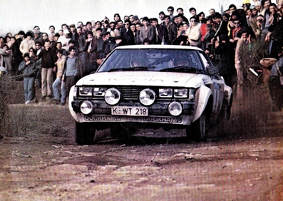Bjorn Waldegard - Hans Thorszelius
15º Rallye de Portugal Vinho do Porto 1981. Toyota Celica. Clasificado 3º.
El Rally tenia un total de 2571 km, de los que 681 km divididos en 46 tramos eran especiales.
Se inscribieron 110 equipos, tomaron la salida 95, finalizaron 24.@
Palabras clave: ;Toyota;Celica;Portugal;1981