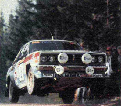 Timo Salonen - Seppo Harjanne
31º 1000 Lakes Rally 1981. Datsun Violet GT (TKS57NI444). Clasificado 4º.

Del 28 al 30 de Agosto, Jyväskylä, Finlandia.
Superficie: tierra.

El Rally tenia un total de 1418.89 km de los que 453.09 km divididos en 48 tramos eran especiales, (2 de ellas fueron canceladas SS11 y SS37 Ristijarvi de 13.20 Km).

Se inscribieron 152 equipos, tomaron la salida 146, finalizaron 66.@
Palabras clave: Timo_Salonen;Datsun;Violet;Finlandia;1981;