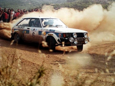 Guy Fréquelin - Jean Todt
28º Acropolis Rally 1981. Talbot Sunbeam Lotus (KDU 111V). Clasificado 4º.

Del 1 al 4 de Junio, Atenas - Piraeus, Grecia.
Superficie: tierra.

El Rally tenia un total de 2506 km de los que 995.59 km  divididos en 57 tramos eran especiales, (2 de ellas fueron canceladas SS4 New Prodromos de 33 Km y SS35 Mandra de 7.90 Km).

Tomaron la salida 133 equipos, finalizaron 22.@
Palabras clave: ;Jean_Todt;Talbot;Sunbeam;Lotus;Acropolis;Grecia;1981