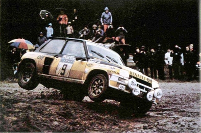 Jean Ragnotti - Martin Holmes
30º Lombard RAC Rally 1981. Renault 5 Turbo (440 VB 91). Clasificado 5º.

Del 22 al 24 de Noviembre, Chester, Cheshire, Inglaterra.
Superficie: asfalto - tierra.

El Rally tenia un total de 2720.00 km de los que 722.00 km divididos en 65 tramos eran especiales.

Se inscribieron 154 equipos, tomaron la salida 151, finalizaron 54.@
Palabras clave: ;Renault;Turbo;Gran_Bretaña;RAC_Rally;1981
